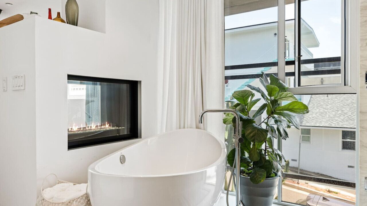 Photo of Bathroom in The Strand