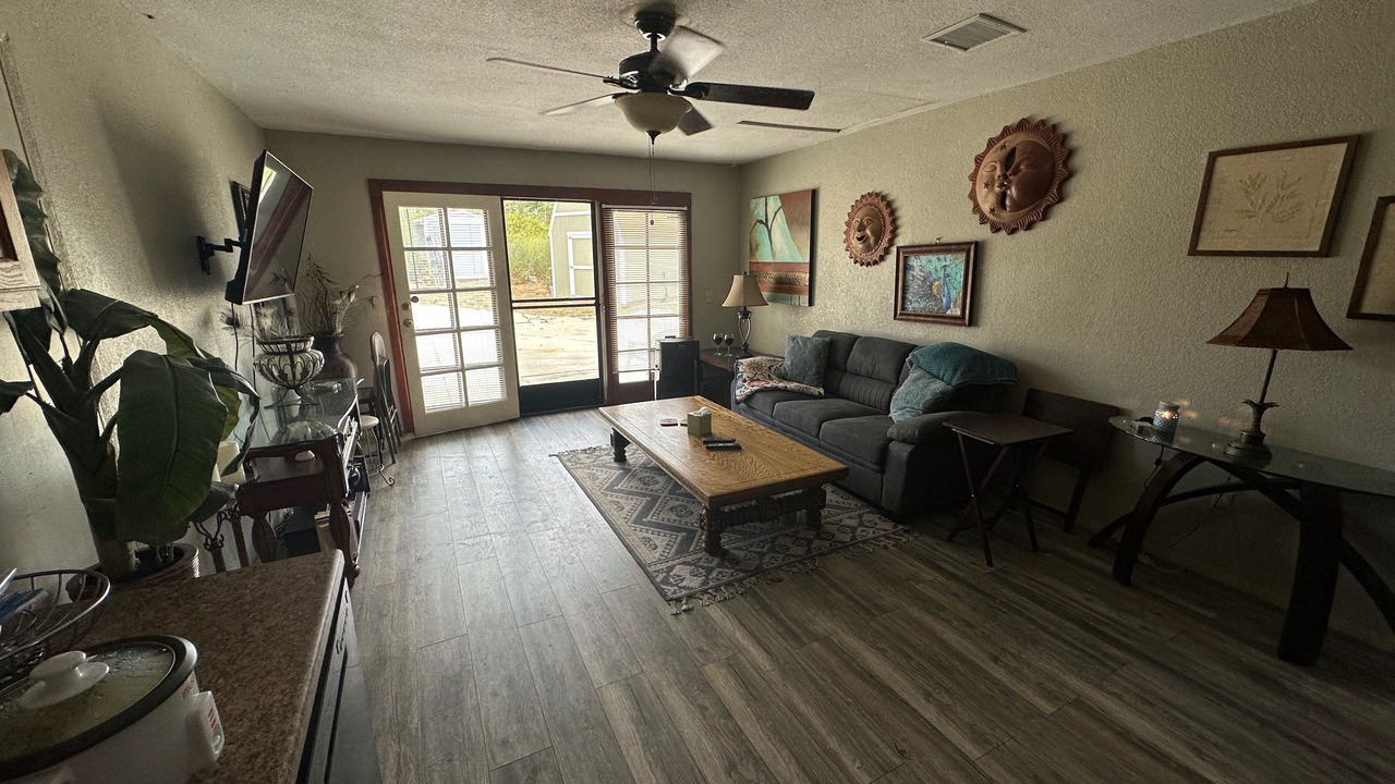 Photo of Livingroom in Perris