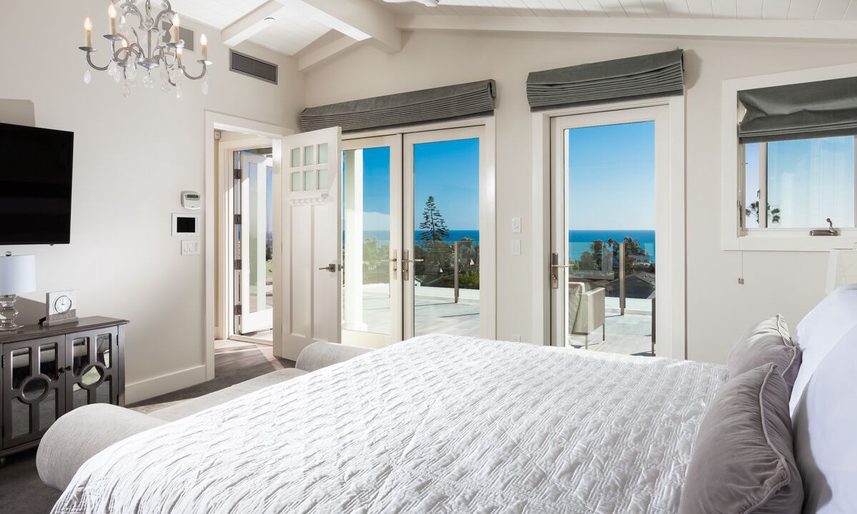 Photo of Bedroom in Laguna Beach