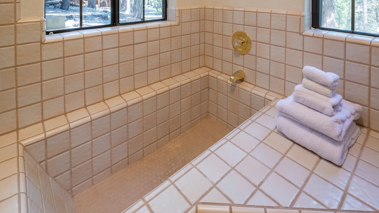 Photo of Bathroom in Dorrington