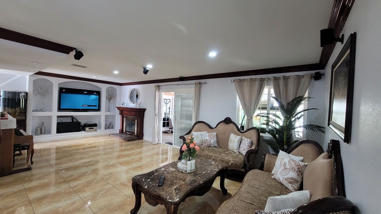 Photo of Livingroom in Fountain Valley
