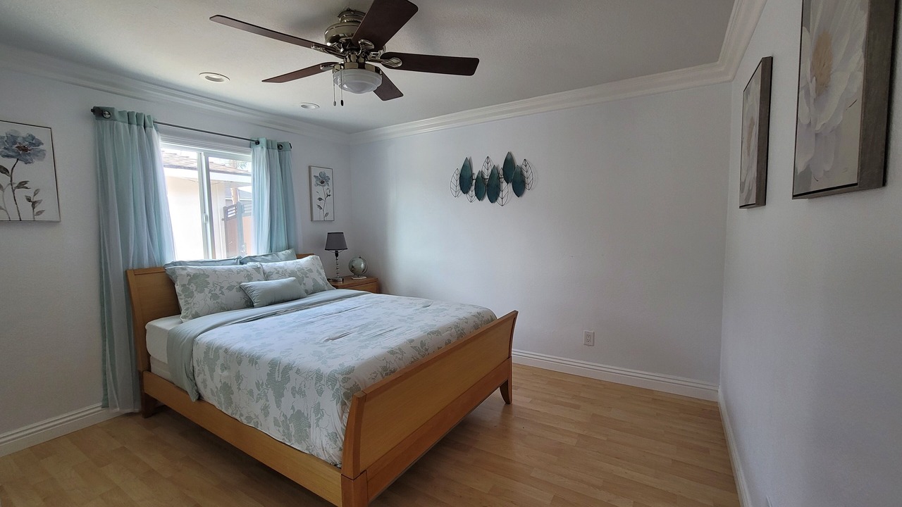 Photo of Bedroom in Fountain Valley