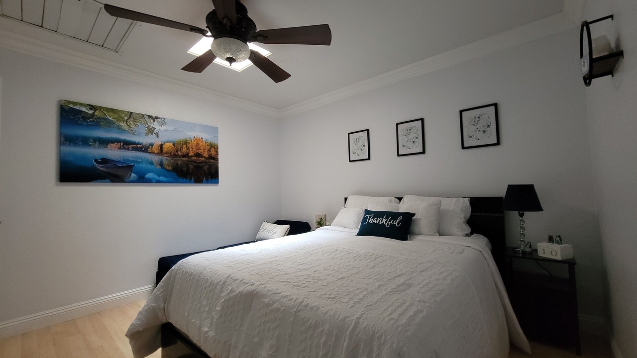 Photo of Bedroom in Fountain Valley