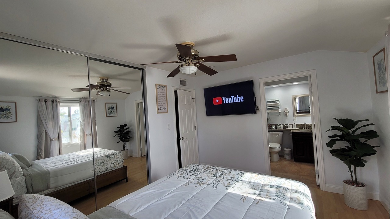 Photo of Bedroom in Fountain Valley
