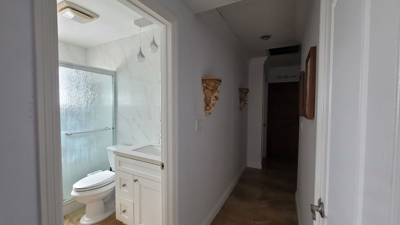 Photo of Bathroom in Fountain Valley