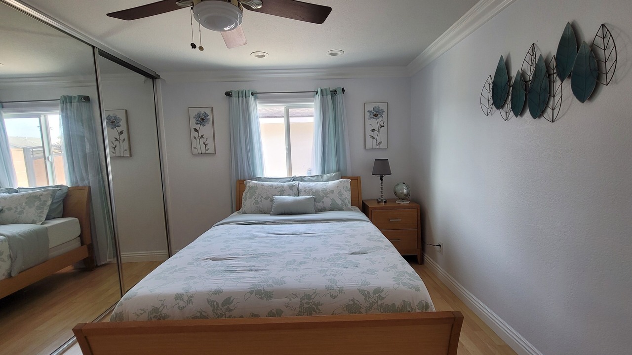 Photo of Bedroom in Fountain Valley