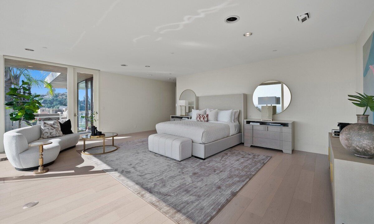 Photo of Bedroom in Trousdale Estates
