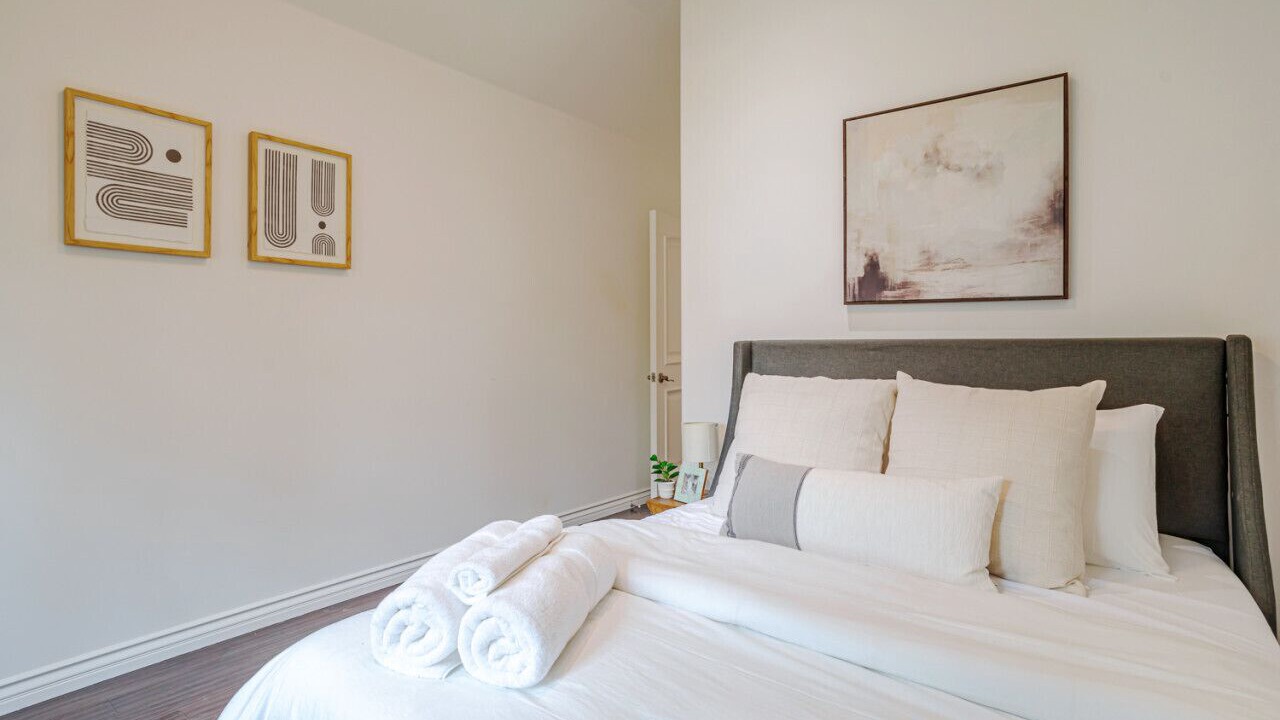 Photo of Bedroom in Sherman Oaks