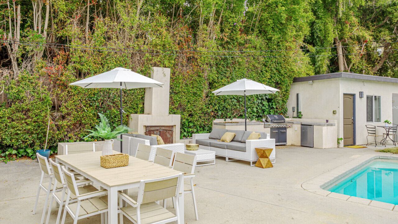Photo of Outdoor in Sherman Oaks
