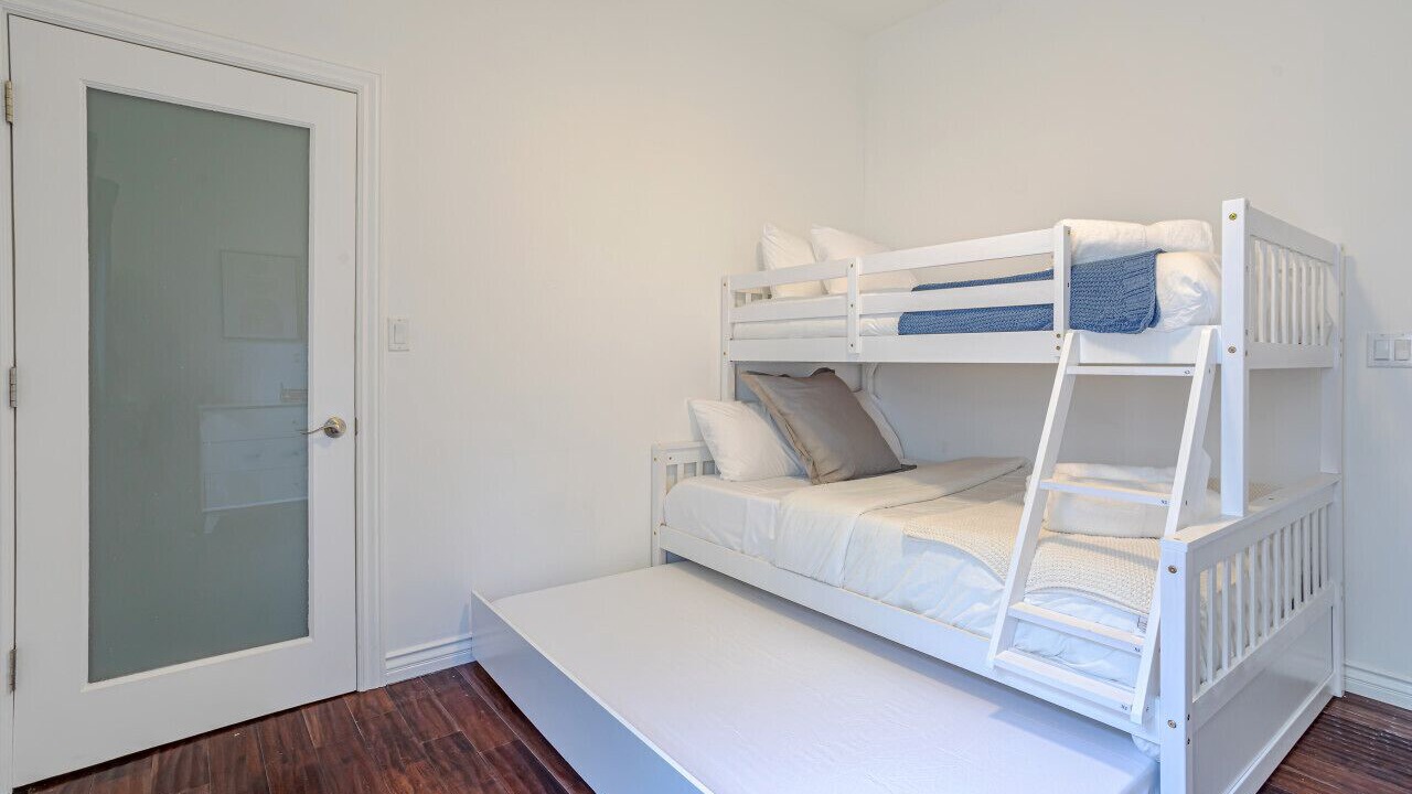 Photo of Bedroom in Sherman Oaks