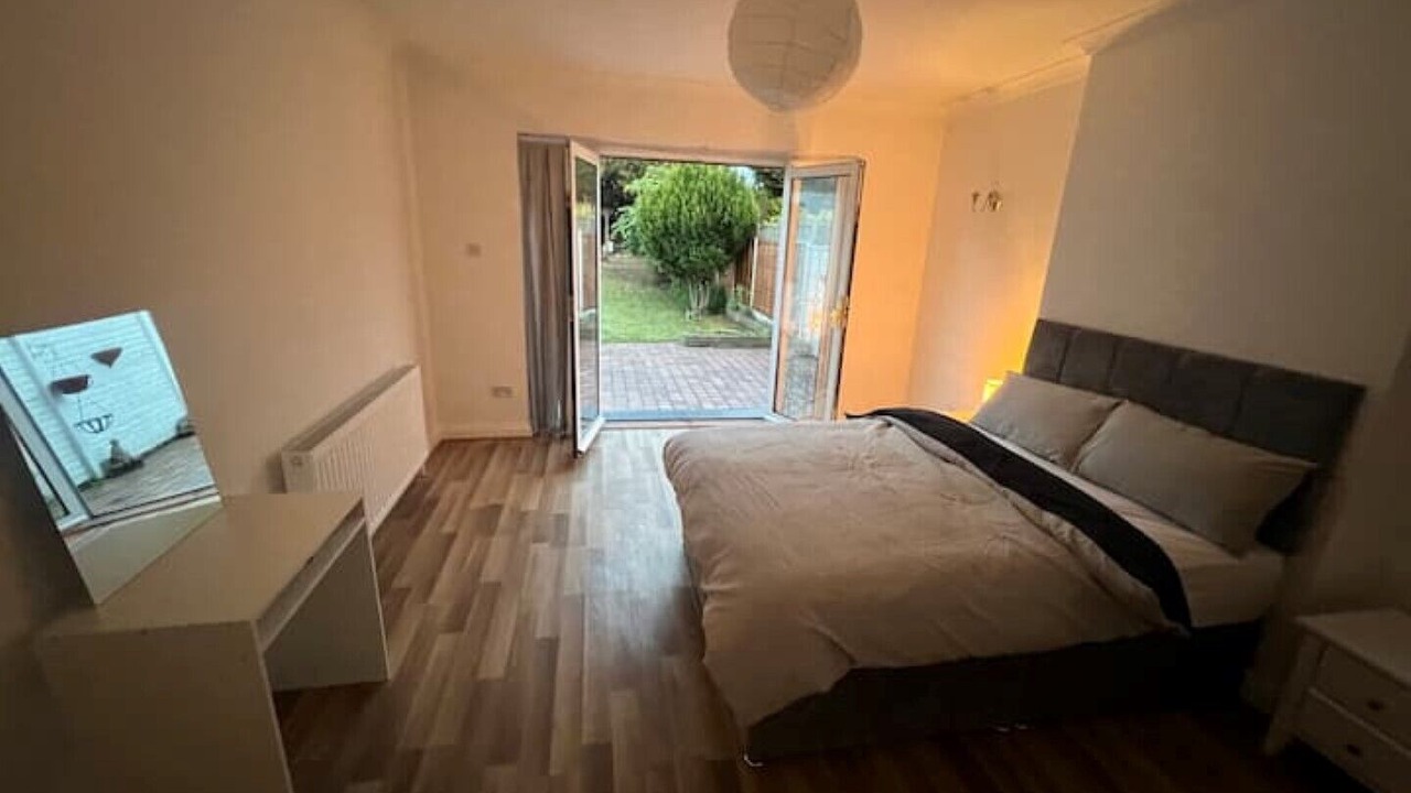 Photo of Bedroom in Middle Park and Sutcliffe