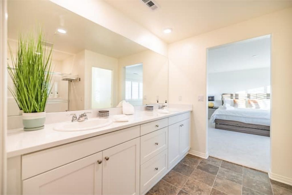 Photo of Bathroom in Jurupa Valley