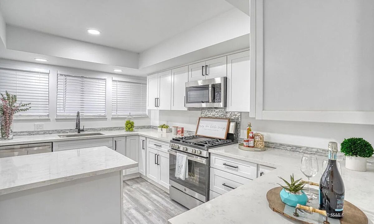 Photo of Kitchen in Lake Isabella