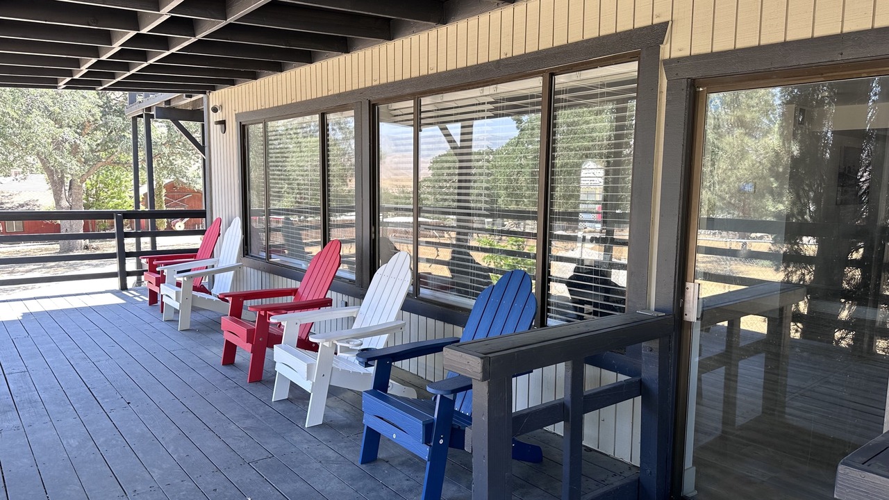 Photo of Patio Balcony in Lake Isabella