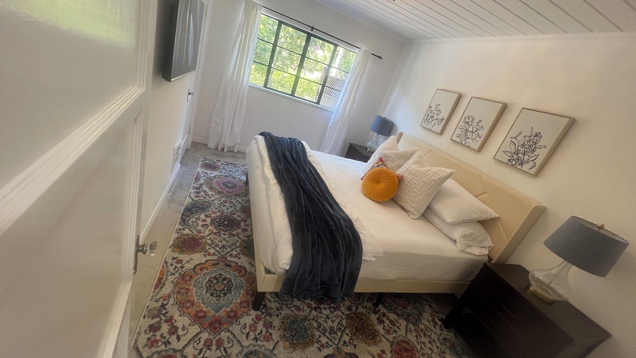 Photo of Bedroom in Hollywood Hills