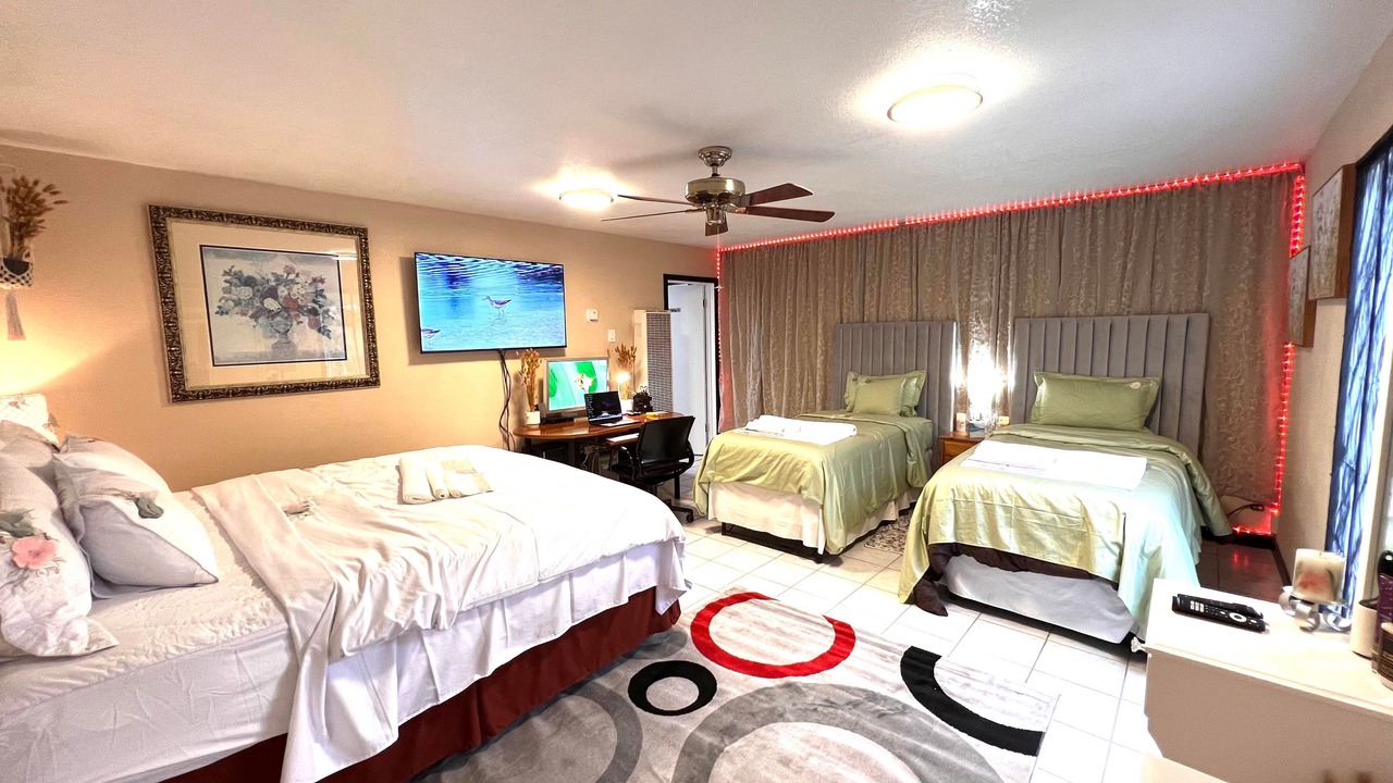 Photo of Bedroom in El Monte