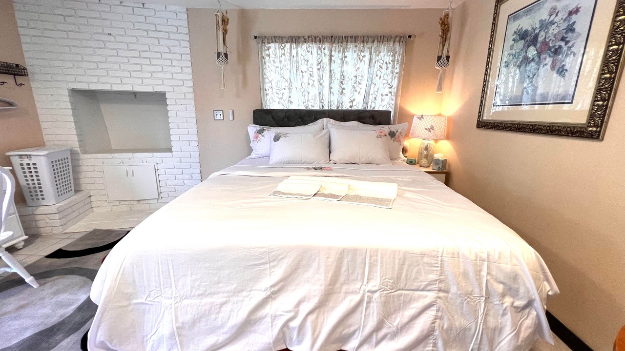 Photo of Bedroom in El Monte