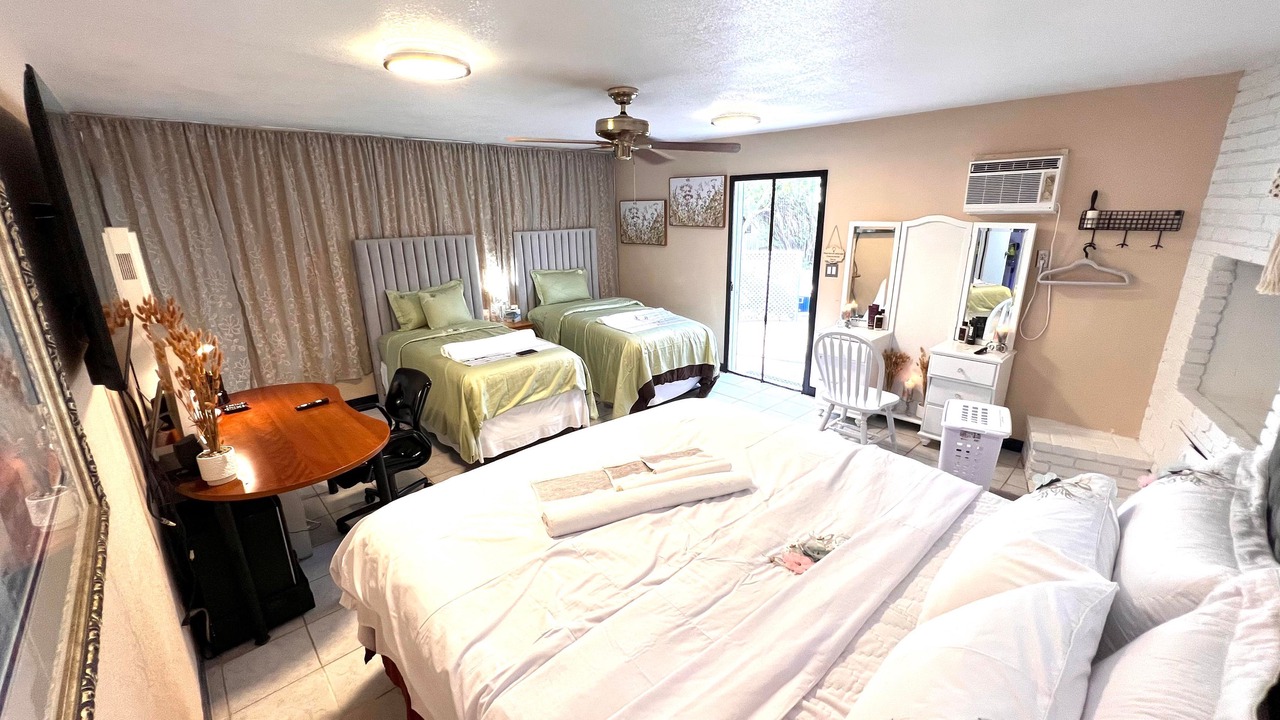 Photo of Bedroom in El Monte