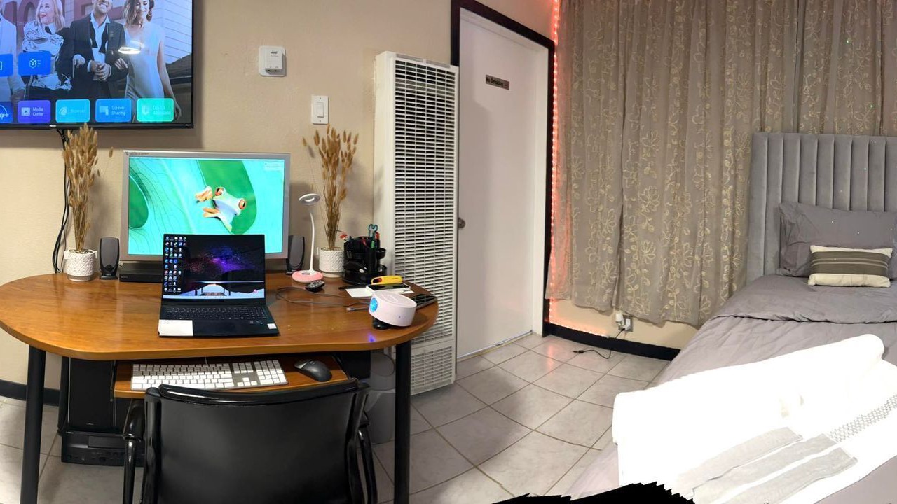Photo of Bedroom in El Monte