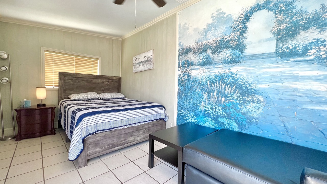 Photo of Bedroom in Sherwood Forest and Thistle Development