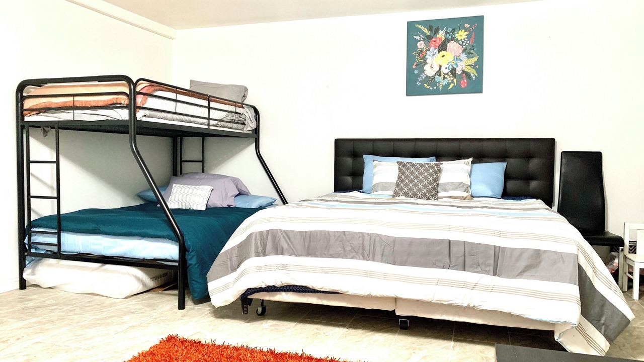 Photo of Bedroom in Sherwood Forest and Thistle Development