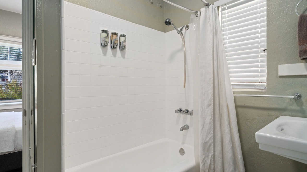 Photo of Bathroom in Willmore