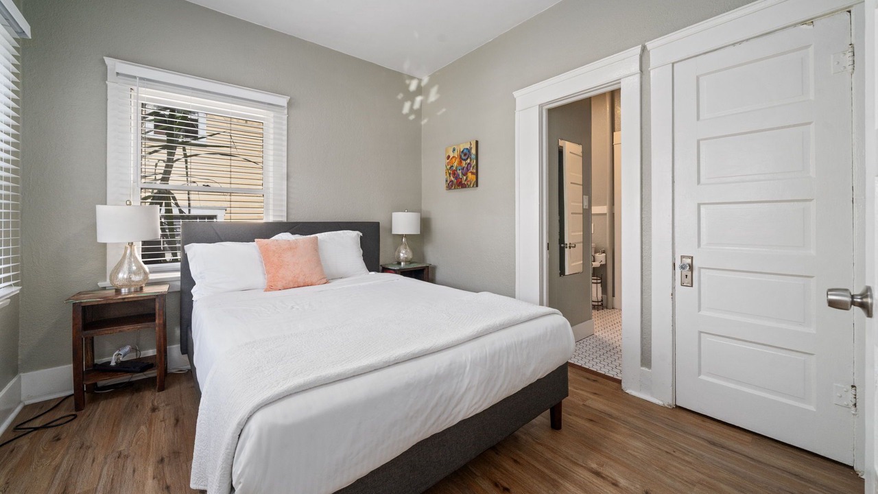 Photo of Bedroom in Willmore