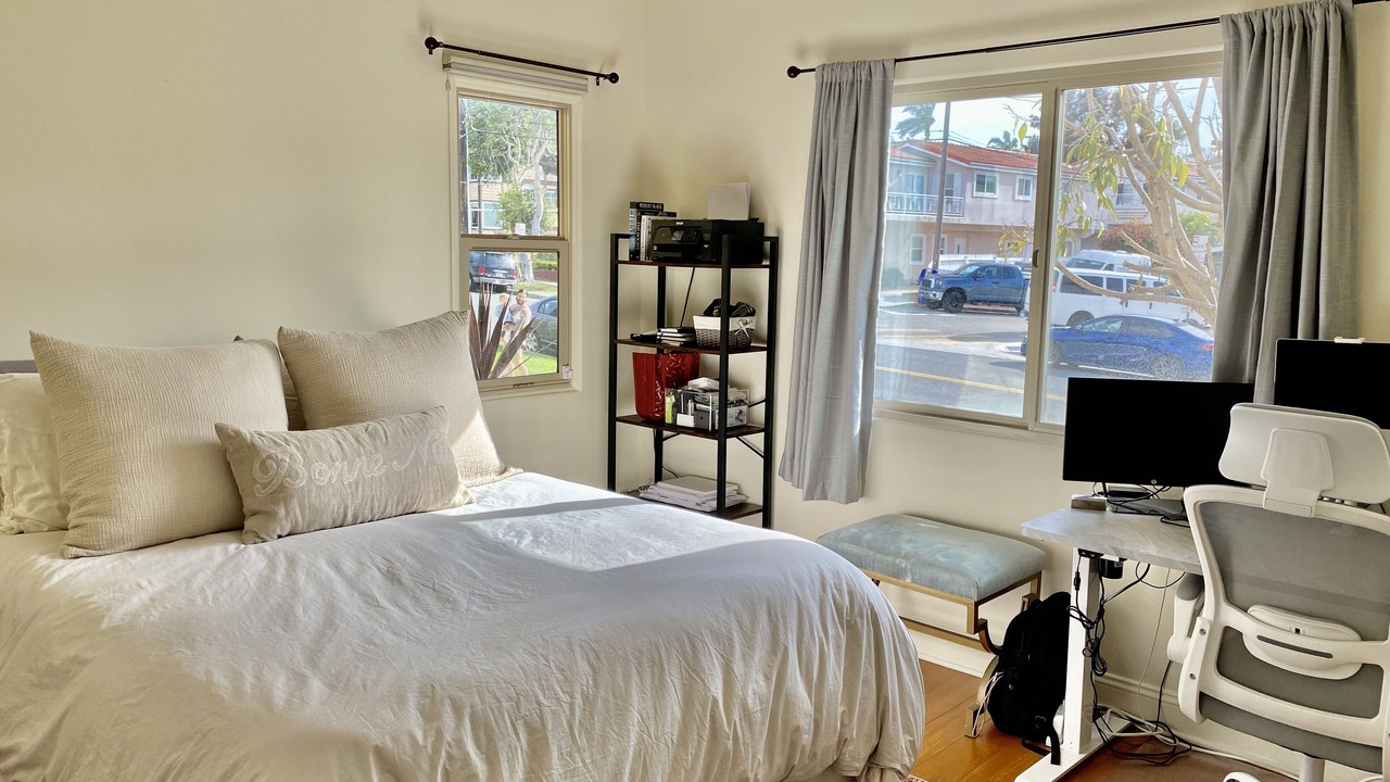 Photo of Bedroom in South Redondo
