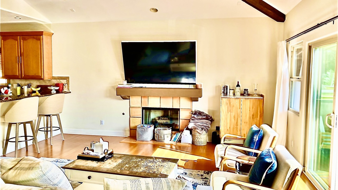 Photo of Livingroom in South Redondo