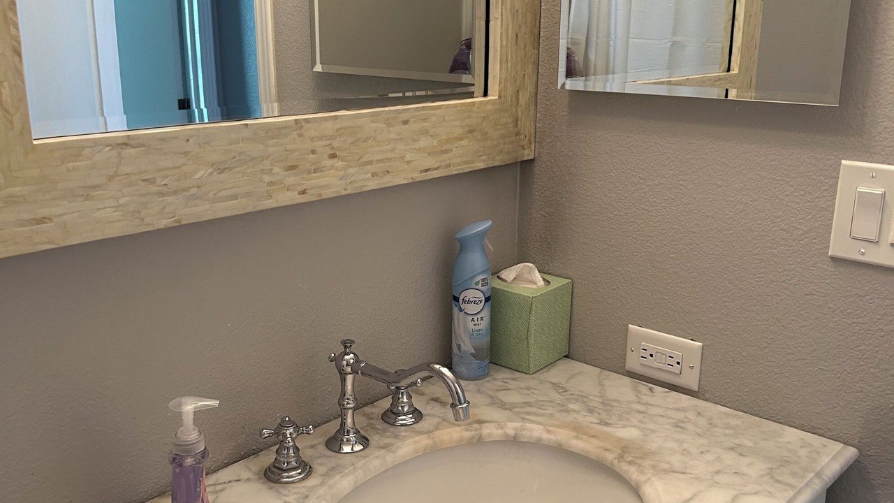 Photo of Bathroom in East Side Costa Mesa