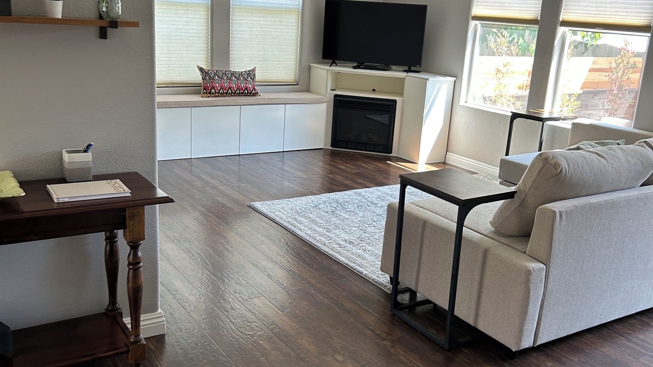 Photo of Livingroom in East Side Costa Mesa