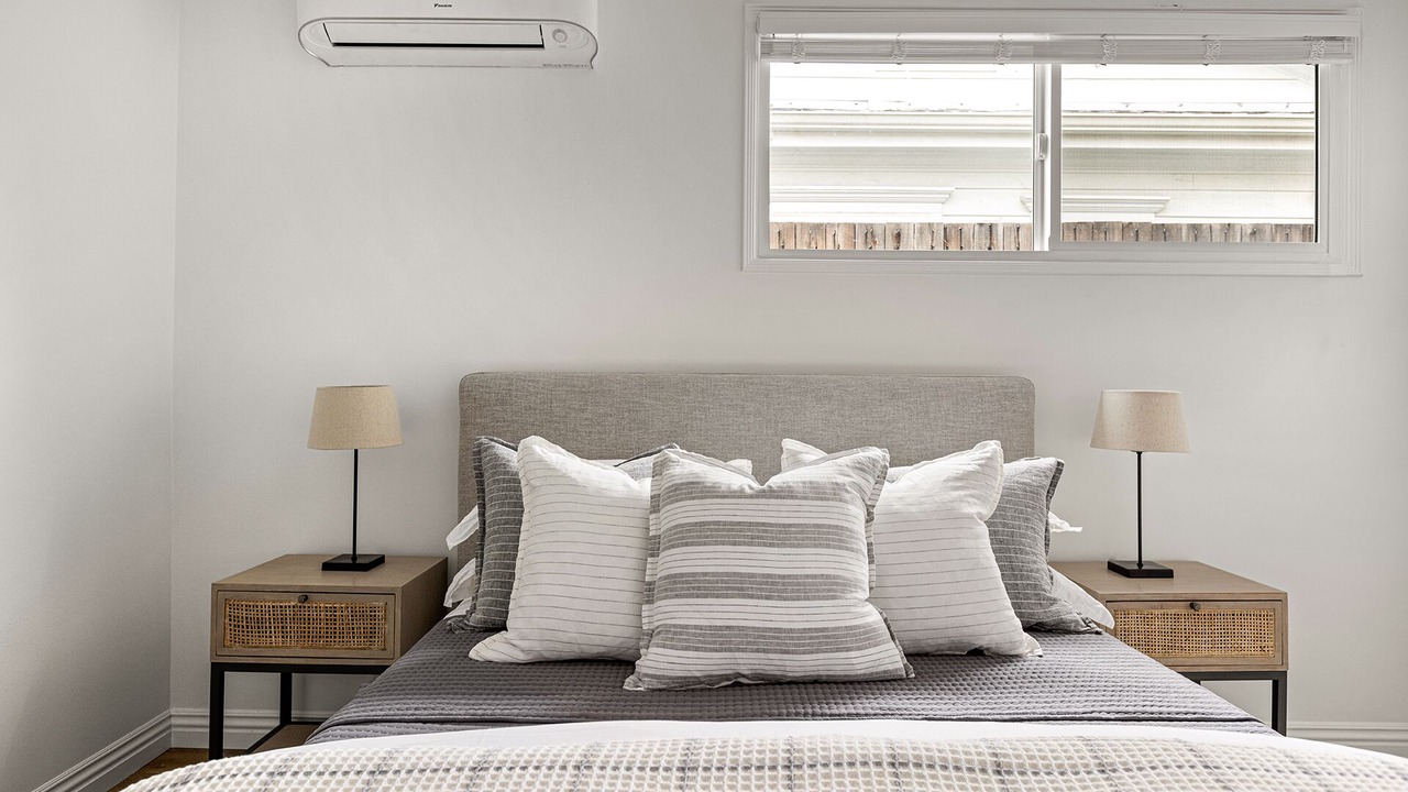 Photo of Bedroom in Sawtelle