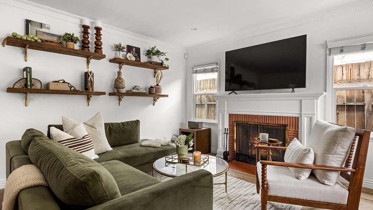 Photo of Livingroom in Sawtelle