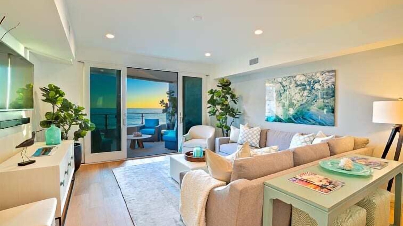 Photo of Livingroom in Beach Barber Tract