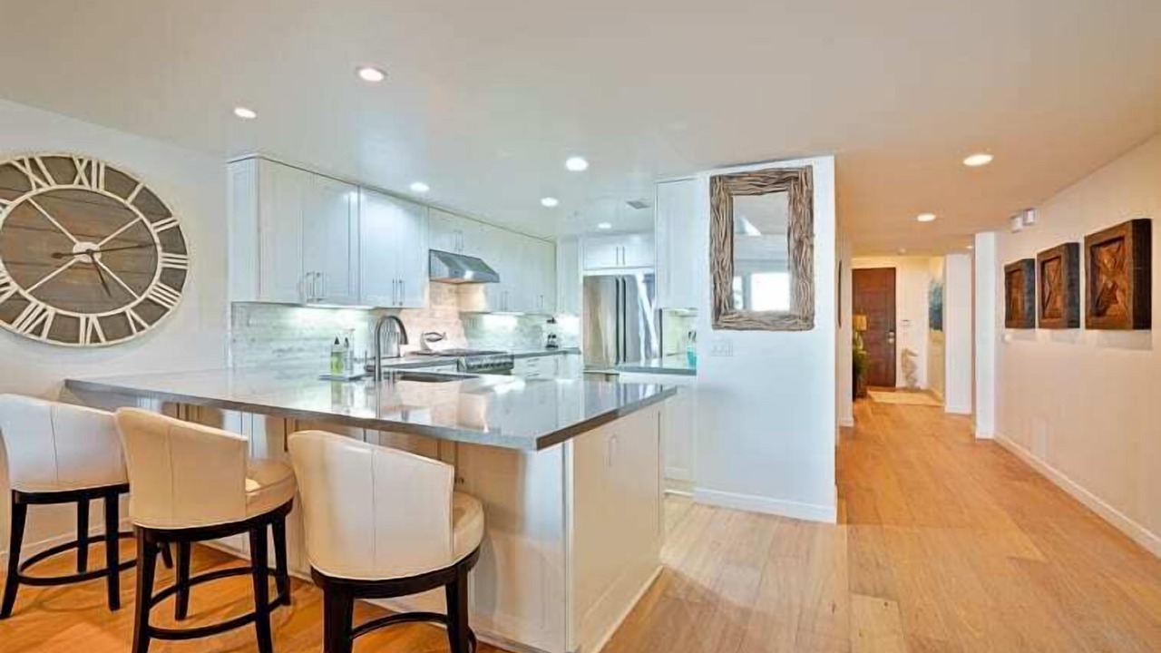 Photo of Kitchen in Beach Barber Tract