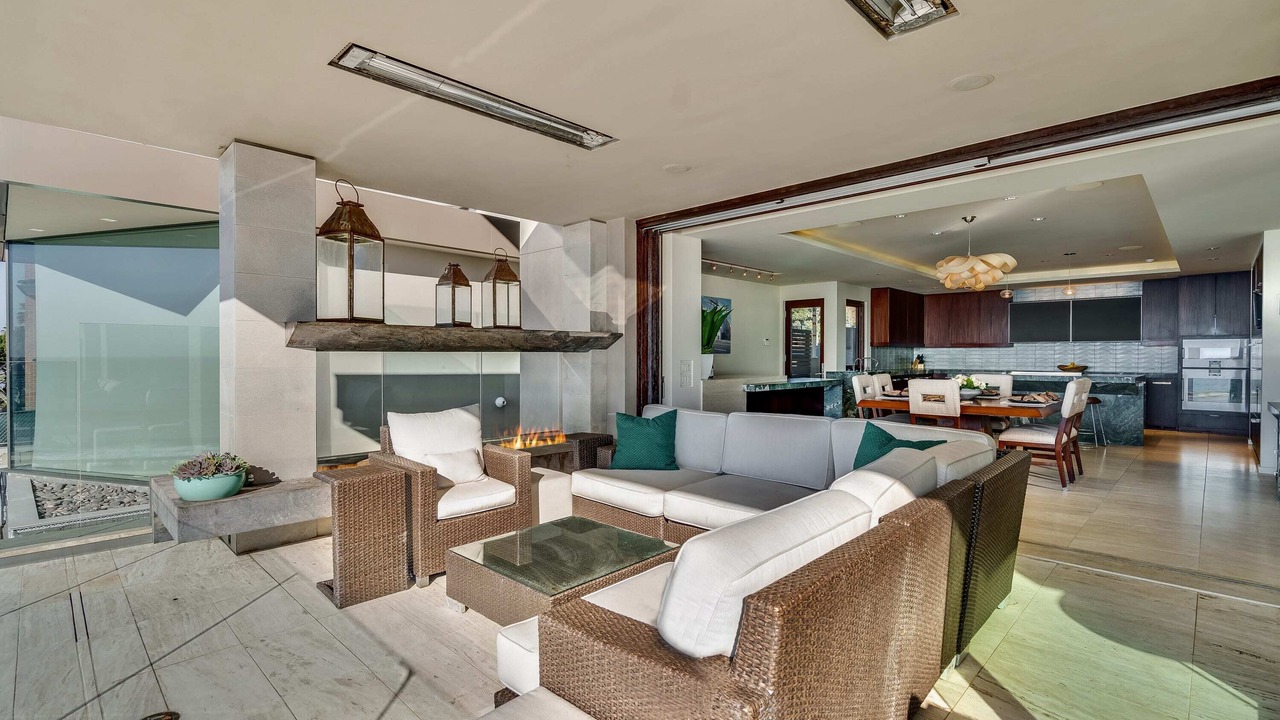 Photo of Livingroom in Beach Barber Tract