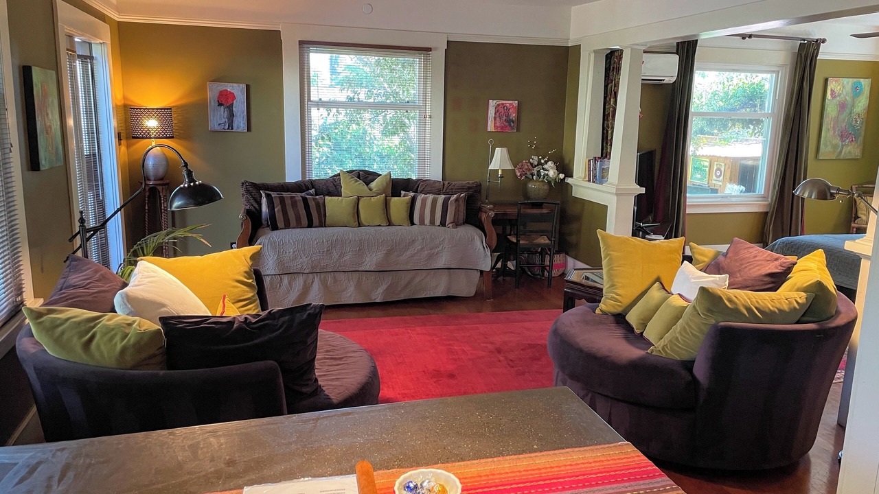 Photo of Livingroom in Lower State