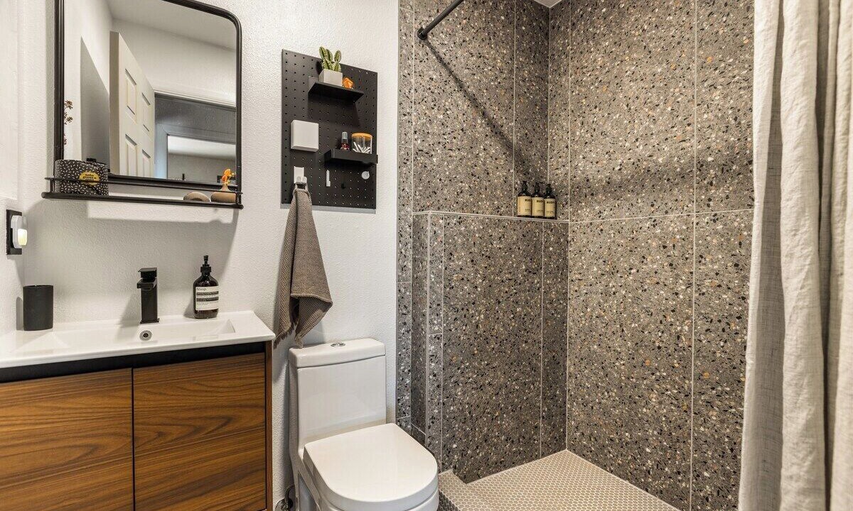 Photo of Bathroom in Wonder Valley