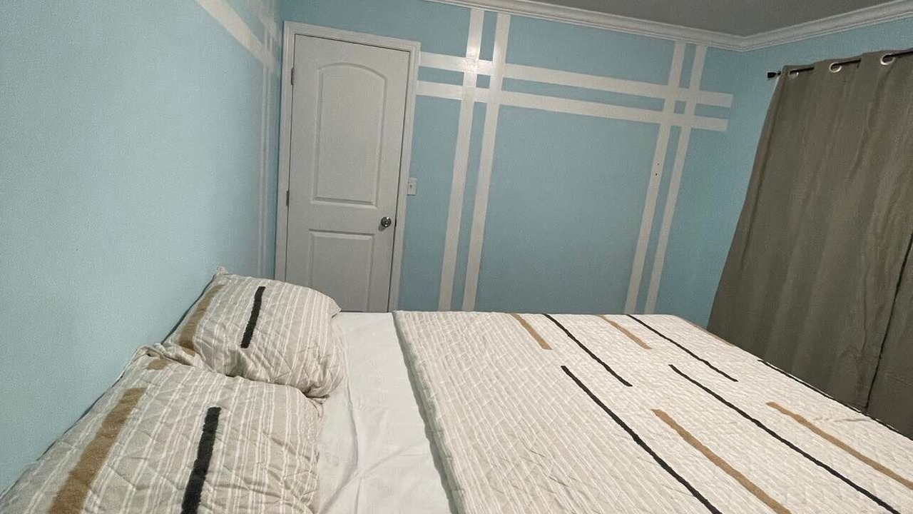 Photo of Bedroom in Oakland