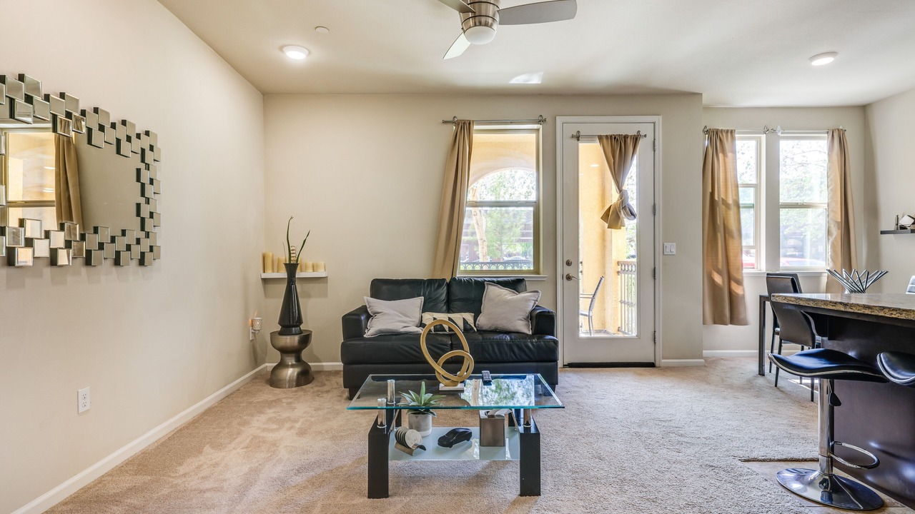 Photo of Livingroom in Patterson