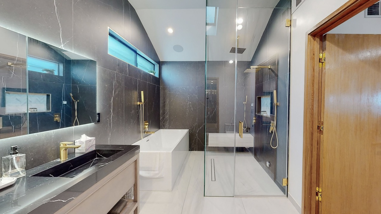 Photo of Bathroom in Lake Balboa