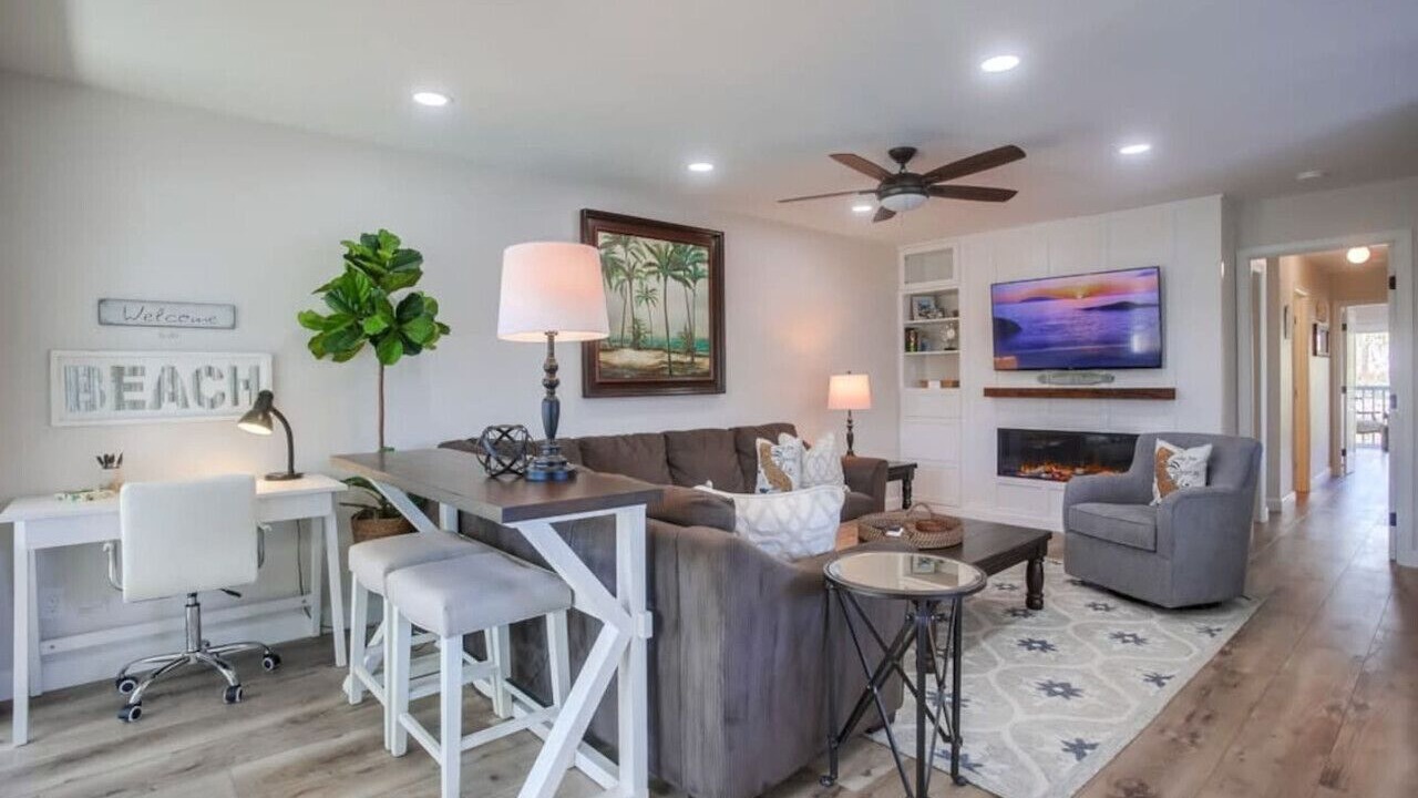 Photo of Livingroom in Del Mar