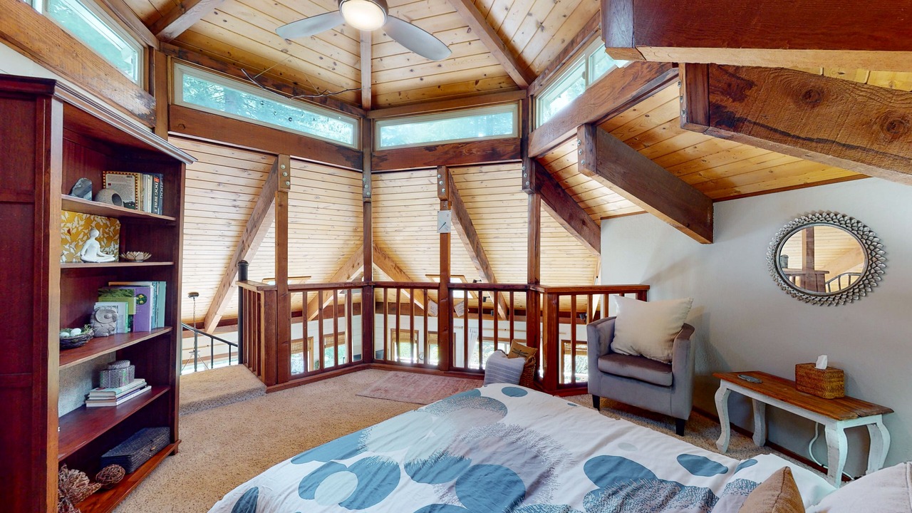 Photo of Bedroom in Mendocino