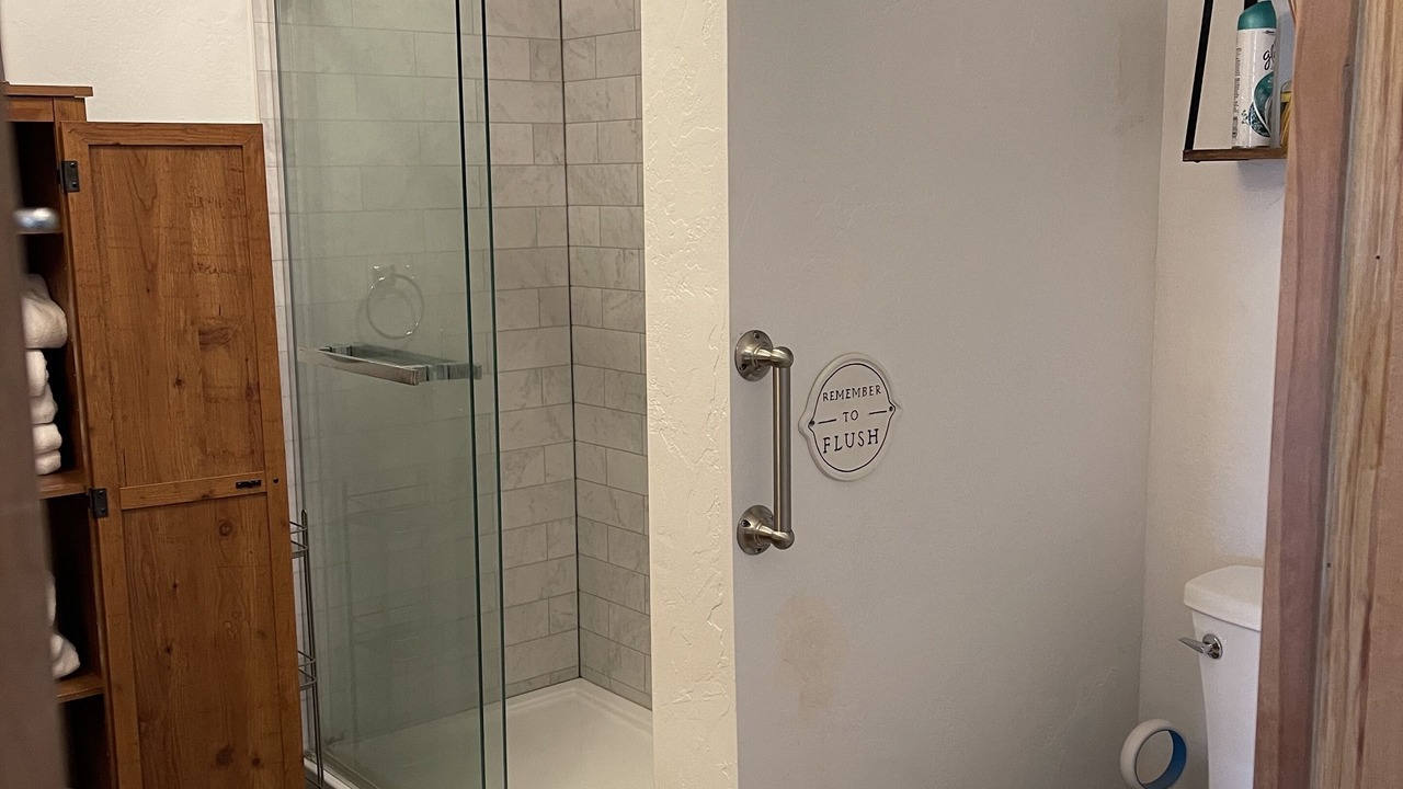 Photo of Bathroom in Wofford Heights
