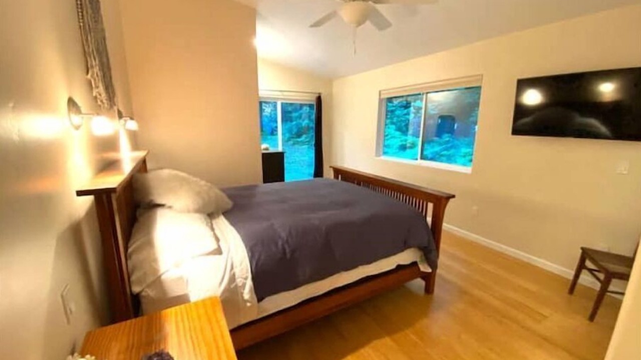 Photo of Bedroom in Redway