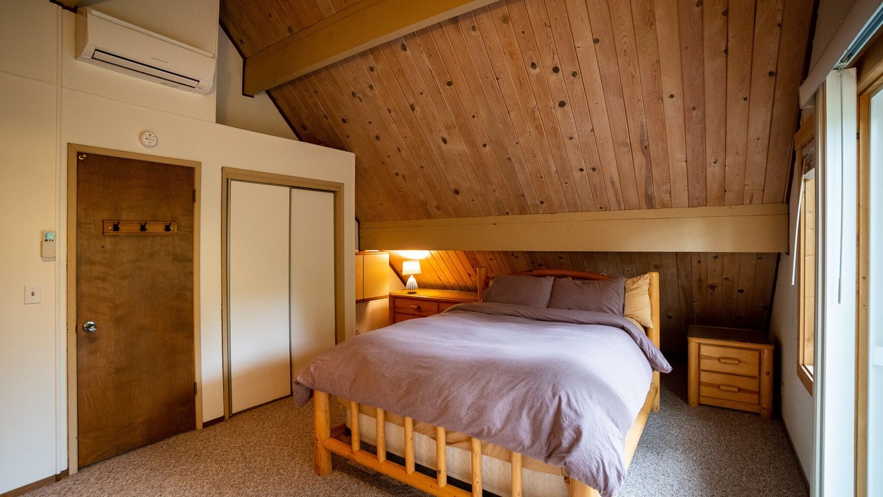 Photo of Bedroom in Glencoe