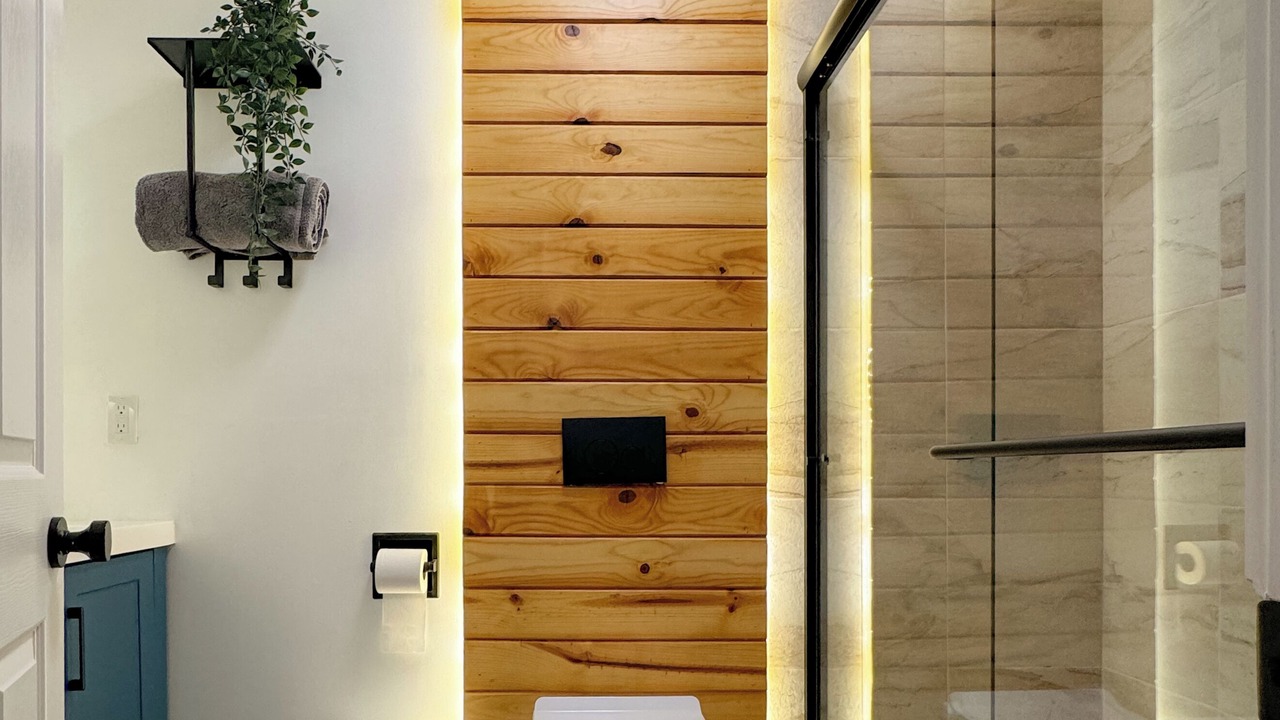 Photo of Bathroom in El Centro