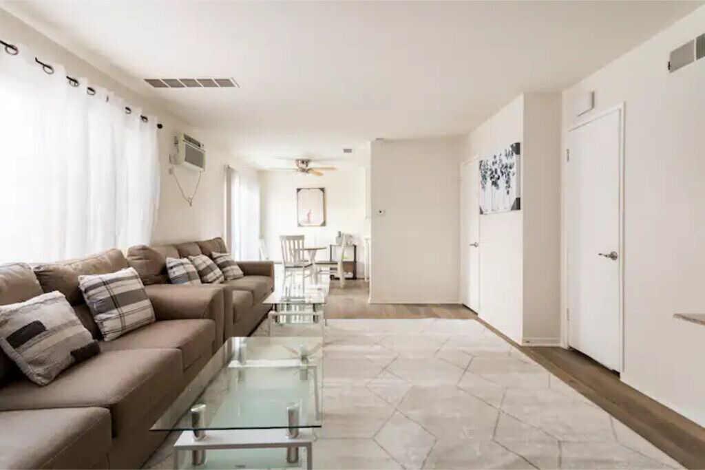 Photo of Livingroom in Riverside
