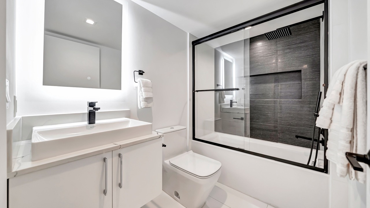 Photo of Bathroom in Hollywood
