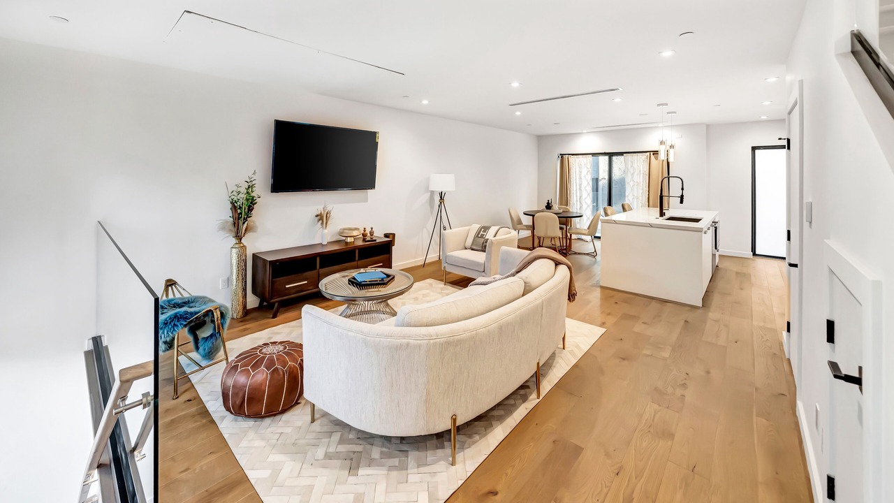 Photo of Livingroom in Hollywood